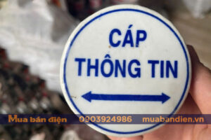 Mốc sứ báo cáp thông tin