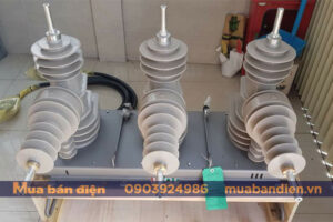 Máy Cắt Tự Đóng Lại Recloser Schneider U27 Indonesia 27kV 12.5kA