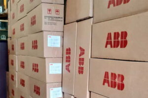 Giá Đầu Cáp T-PLUG ABB Co Nguội 24kV 120mm2 Ngoài Trời