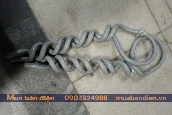 Giáp buộc cổ sứ đôi