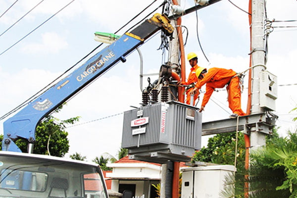 Châm dầu máy biến áp THIBIDI