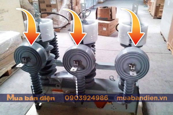 Recloser Cooper tích hợp sẵn 3 cảm biến điện áp và dòng điện