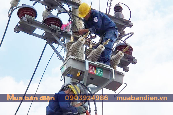 Recloser U27 Schneider lắp đặt ngoài trời